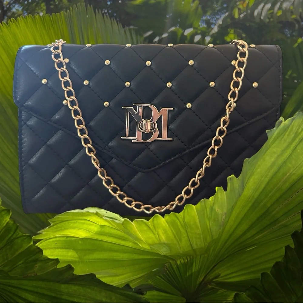 Badgley Mischka Black Diamond Quilted Convertible Crossbody Wallet Built-In NWT